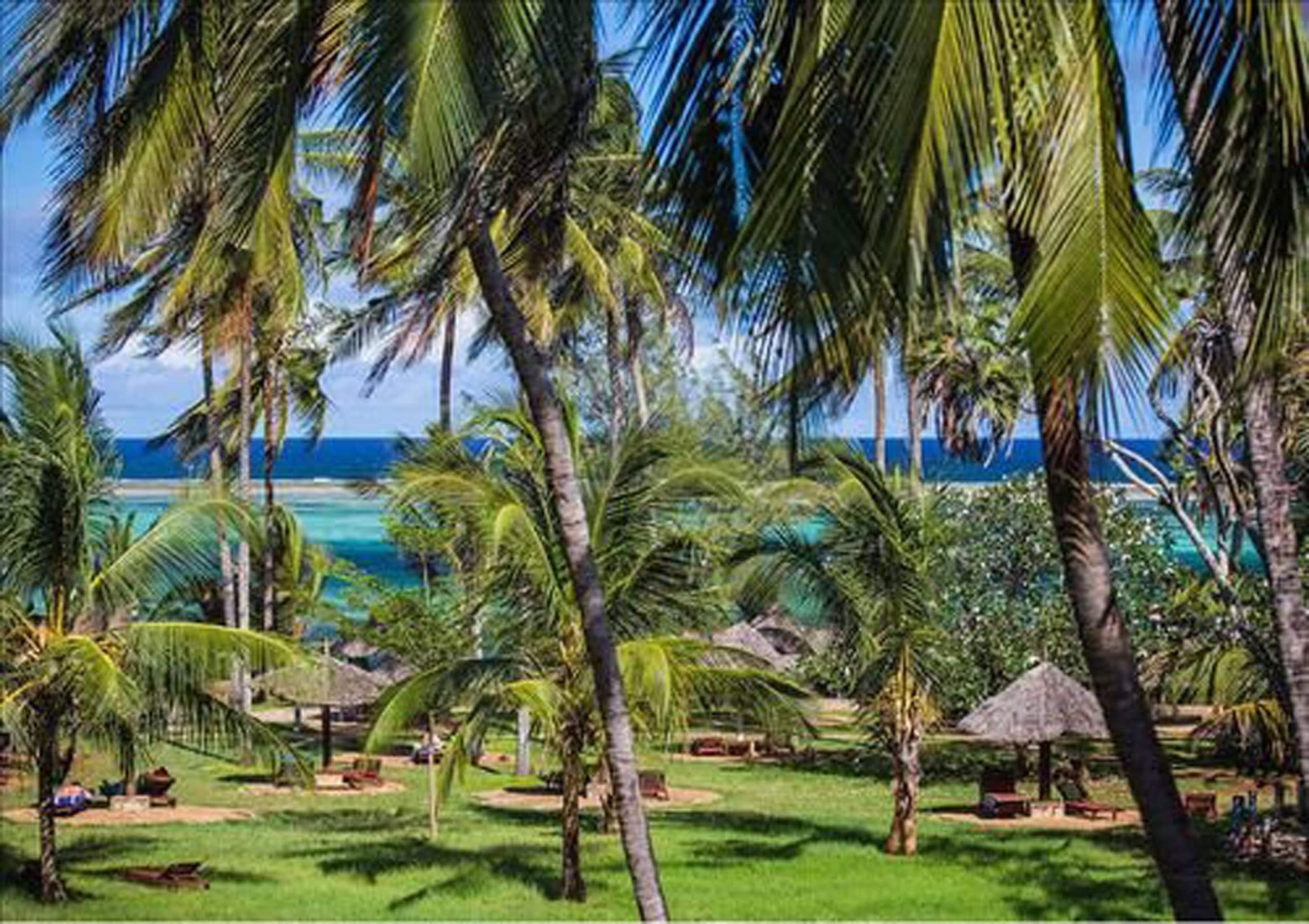 Reef Hotel Mombasa Esterno foto