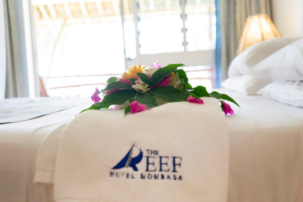 Reef Hotel Mombasa Esterno foto